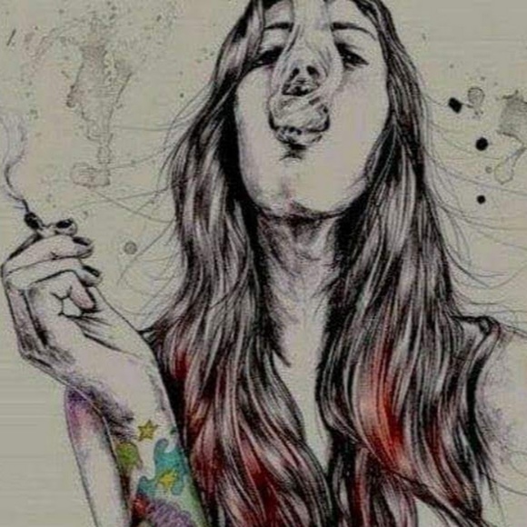 Meet your Posher, Katie - Picture 1 of 1